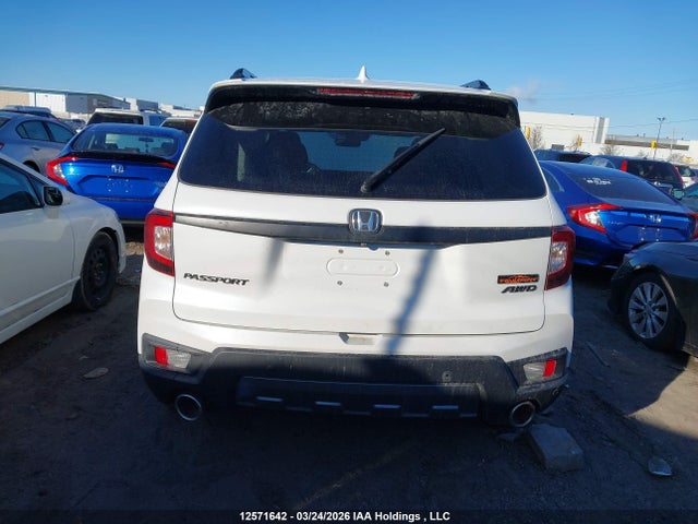 12571642 :رقم المزاد ، 5FNYF8H68NB501204 vin ، 2022 Honda Passport Trailsport مزاد بيع