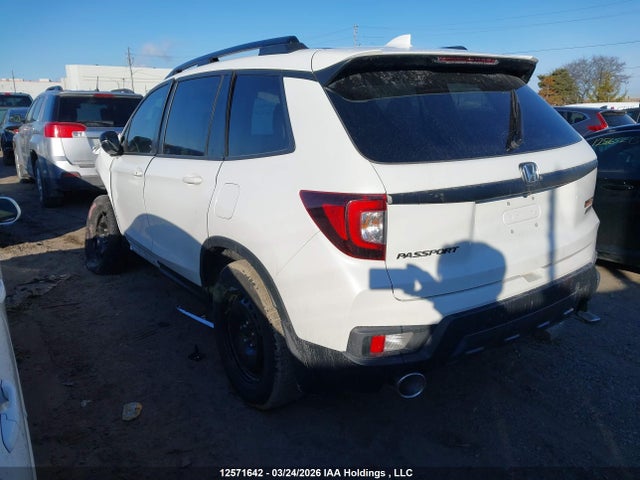 12571642 :رقم المزاد ، 5FNYF8H68NB501204 vin ، 2022 Honda Passport Trailsport مزاد بيع
