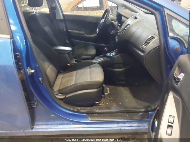 KNAFX4A8XE5142722 KIA Forte