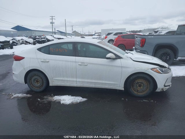 KMHD84LF2HU114891 Hyundai Elantra Se/value/limited