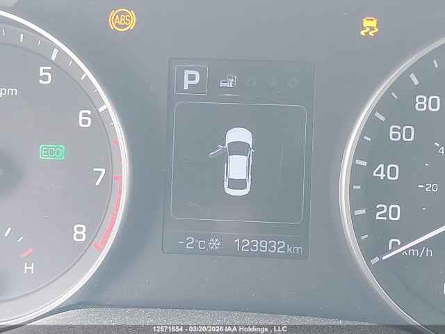 KMHD84LF2HU114891 Hyundai Elantra Se/value/limited