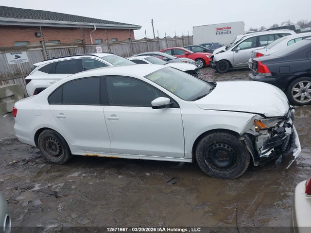 12571667 :رقم المزاد ، 3VW2K7AJ6FM339741 vin ، 2015 Volkswagen Jetta 2.0l Trendline/2.0l Trendline+ مزاد بيع