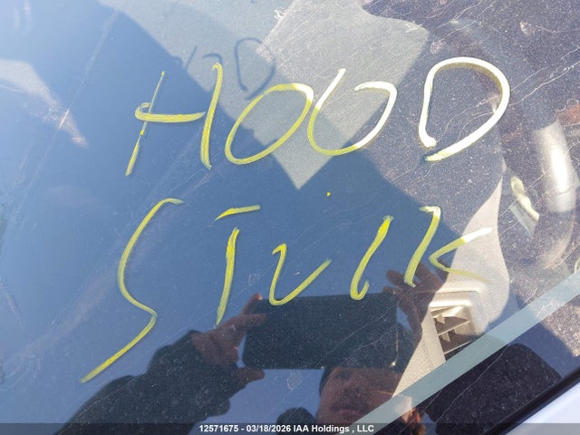 12571675 :رقم المزاد ، 2T1BURHE8FC313877 vin ، 2015 Toyota Corolla S مزاد بيع