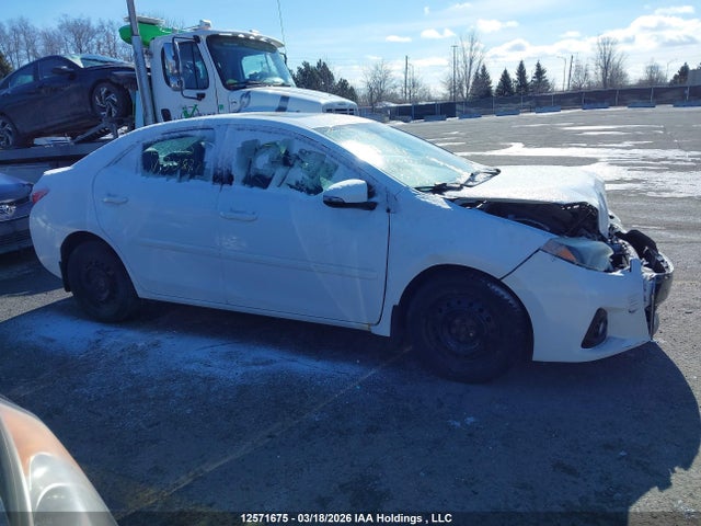 12571675 :رقم المزاد ، 2T1BURHE8FC313877 vin ، 2015 Toyota Corolla S مزاد بيع