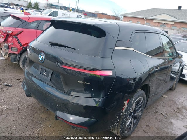 12571683 :رقم المزاد ، WB513CF04PCM58620 vin ، 2023 Bmw Ix Xdrive40 مزاد بيع