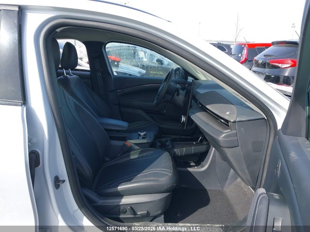 Aukcja sprzedaży 2023 Ford Mustang Mach-e Premium, vin: 3FMTK3S59PMB07942, numer aukcji: 12571690