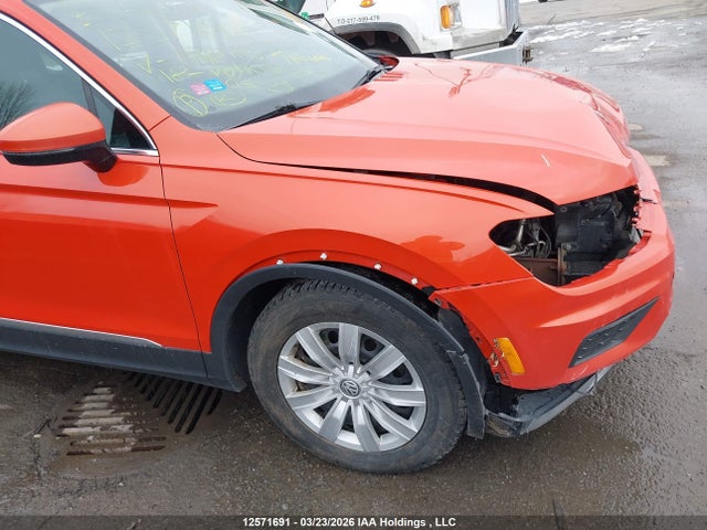 Aukcja sprzedaży 2018 Volkswagen Tiguan Se/sel, vin: 3VV2B7AX3JM019813, numer aukcji: 12571691