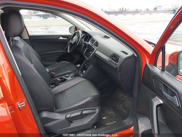 Aukcja sprzedaży 2018 Volkswagen Tiguan Se/sel, vin: 3VV2B7AX3JM019813, numer aukcji: 12571691