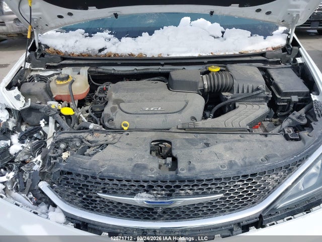 Auction sale of the 2017 Chrysler Pacifica Limited, vin: 2C4RC1GG7HR540857, lot number: 12571712