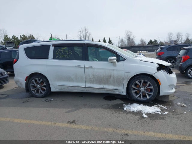 Auction sale of the 2017 Chrysler Pacifica Limited, vin: 2C4RC1GG7HR540857, lot number: 12571712