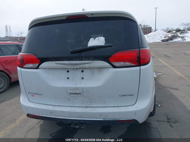 Auction sale of the 2017 Chrysler Pacifica Limited, vin: 2C4RC1GG7HR540857, lot number: 12571712