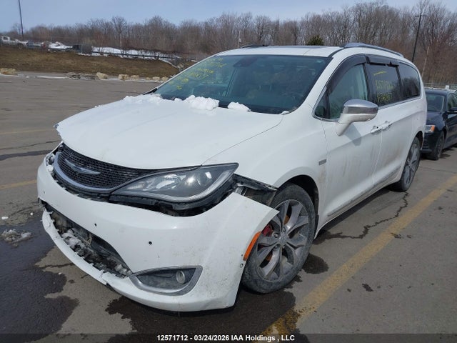 Auction sale of the 2017 Chrysler Pacifica Limited, vin: 2C4RC1GG7HR540857, lot number: 12571712