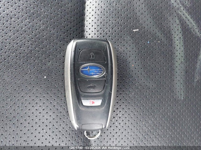 4S4BSFNC6K3211662 Subaru Outback 3.6r Limited