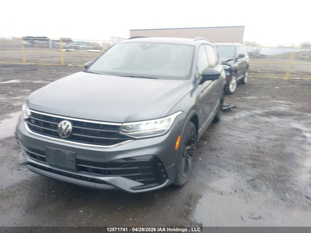 12571741 :رقم المزاد ، 3VV8B7AX2PM082453 vin ، 2023 Volkswagen Tiguan مزاد بيع
