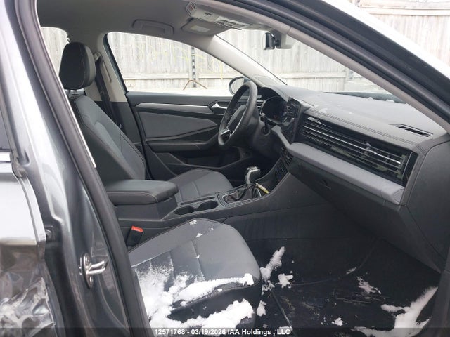 2025 Volkswagen Jetta Comfortline მანქანა იყიდება აუქციონზე, vin: 3VWEX7BUXSM071875, აუქციონის ნომერი: 12571768