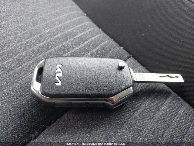 KNDJ33AU5N7177625 KIA SOUL EX