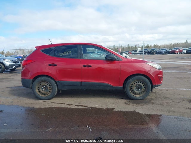 KM8JTCAF1FU054551 Hyundai Tucson Gl