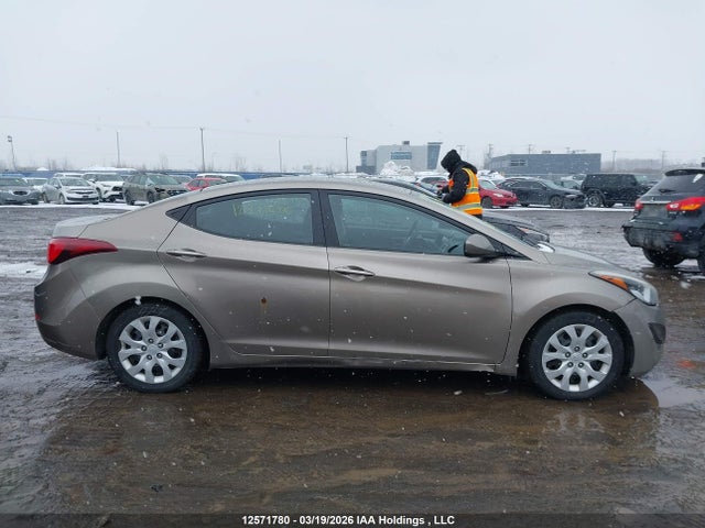 5NPDH4AE4GH657019 Hyundai Elantra Se/sport/limited