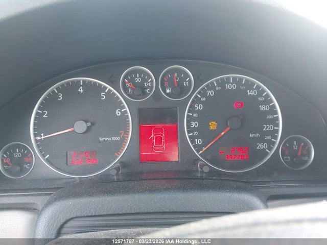 2001 Audi A4 1.8t Quattro მანქანა იყიდება აუქციონზე, vin: WAUDC68D11A105402, აუქციონის ნომერი: 12571787