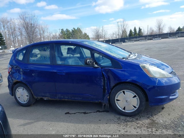 2010 Honda Fit Lx მანქანა იყიდება აუქციონზე, vin: JHMGE8G57AS800282, აუქციონის ნომერი: 12571797