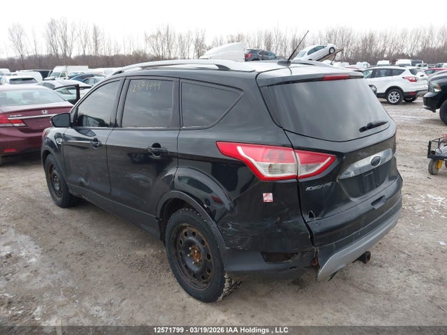 1FMCU9J91EUD74454 Ford Escape Titanium