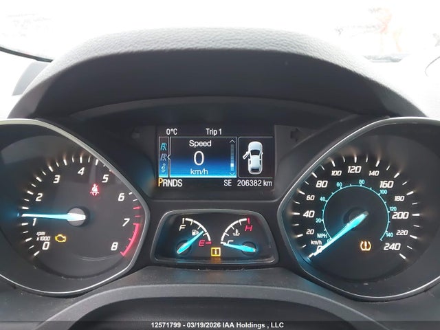 1FMCU9J91EUD74454 Ford Escape Titanium