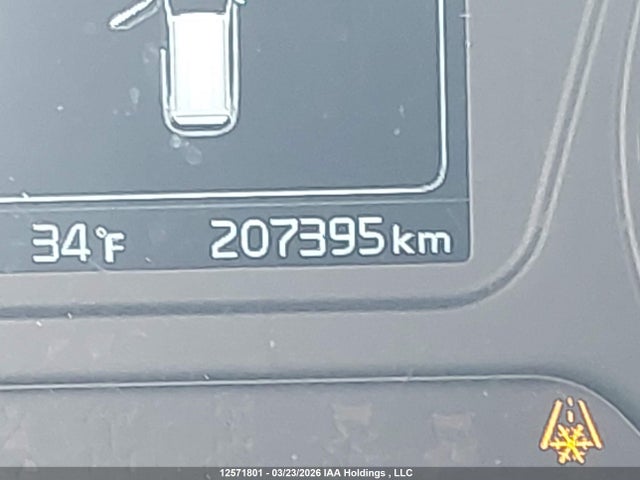 5XYPGDA36HG255123 KIA Sorento Lx/l