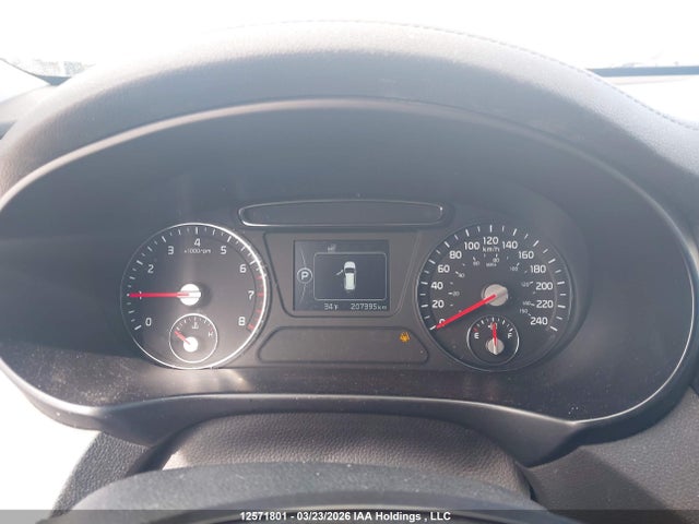 5XYPGDA36HG255123 KIA Sorento Lx/l