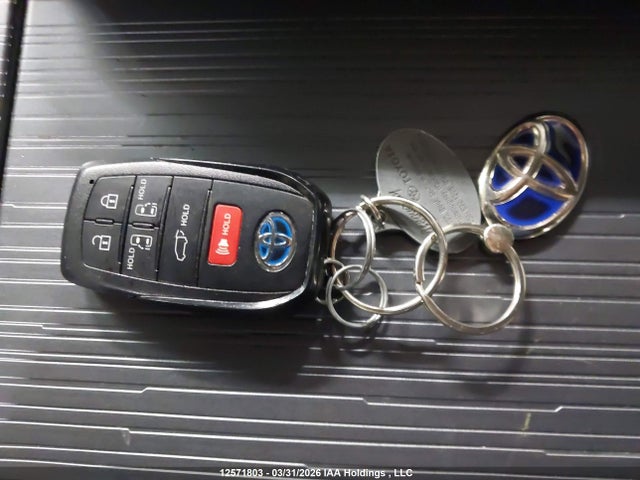 5TDGSKFC6MS028751 Toyota Sienna Le/xle/xse/limited/platinum