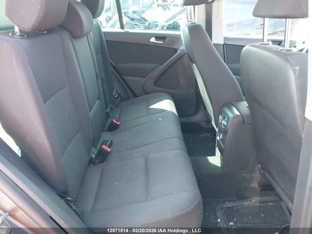 WVGJV7AX3GW617454 Volkswagen Tiguan Comfortline/highline/special Edition