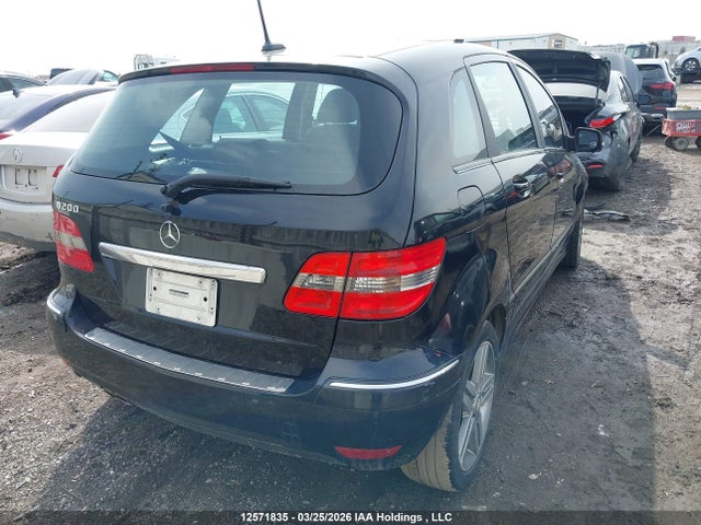12571835 :رقم المزاد ، WDDFH3EB7BJ633967 vin ، 2011 Mercedes-benz B200 T مزاد بيع