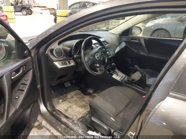 12562642 :رقم المزاد ، JM1BL1KF7C1545909 vin ، 2012 Mazda Mazda3 Gx مزاد بيع