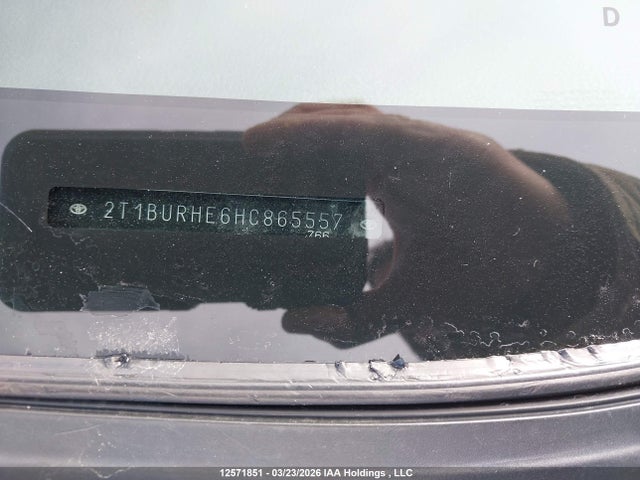 2T1BURHE6HC865557 Toyota COROLLA LE