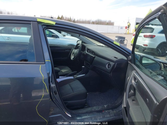 2T1BURHE6HC865557 Toyota COROLLA LE