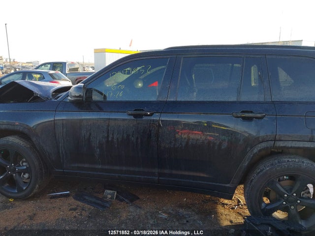 Продаж на аукціоні авто 2023 Jeep Grand Cherokee Overland, vin: 1C4RJHDG1PC525751, номер лоту: 12571852