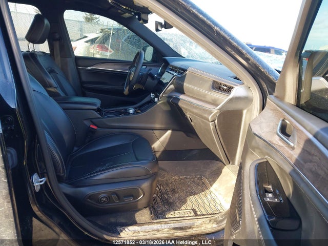 Продаж на аукціоні авто 2023 Jeep Grand Cherokee Overland, vin: 1C4RJHDG1PC525751, номер лоту: 12571852