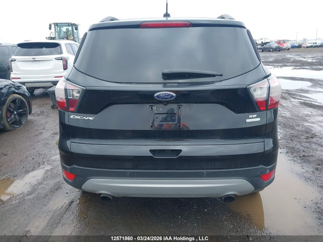 2017 Ford Escape მანქანა იყიდება აუქციონზე, vin: 1FMCU0G99HUA05509, აუქციონის ნომერი: 12571860
