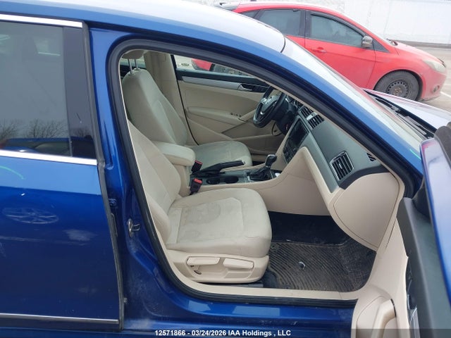 12571866 :رقم المزاد ، 1VWAT7A32HC044375 vin ، 2017 Volkswagen Passat 1.8 Tsi Trendline+ مزاد بيع