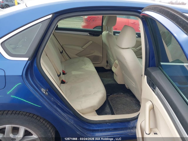 12571866 :رقم المزاد ، 1VWAT7A32HC044375 vin ، 2017 Volkswagen Passat 1.8 Tsi Trendline+ مزاد بيع