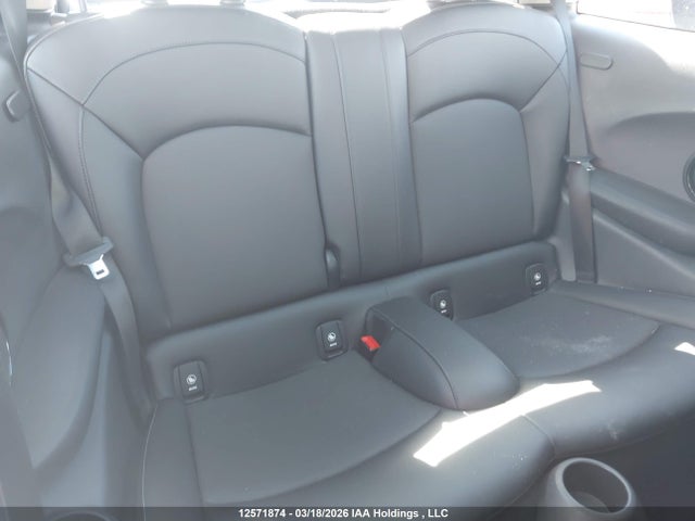 Mini 3 Door Cooper 2017 WMWXP5C31H2D71634 Image 8