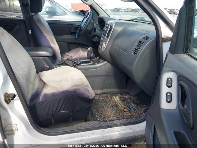 Продажа на аукционе авто 2006 Ford Escape Xlt, vin: 1FMYU931X6KA15629, номер лота: 12571882