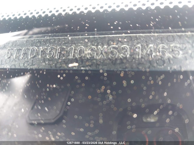 5TFDY5F10GX531465 Toyota Tundra Crewmax Sr5/trd Pro