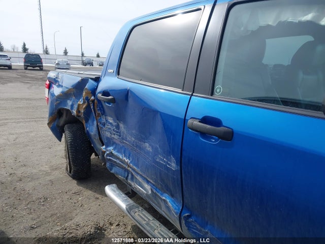 5TFDY5F10GX531465 Toyota Tundra Crewmax Sr5/trd Pro