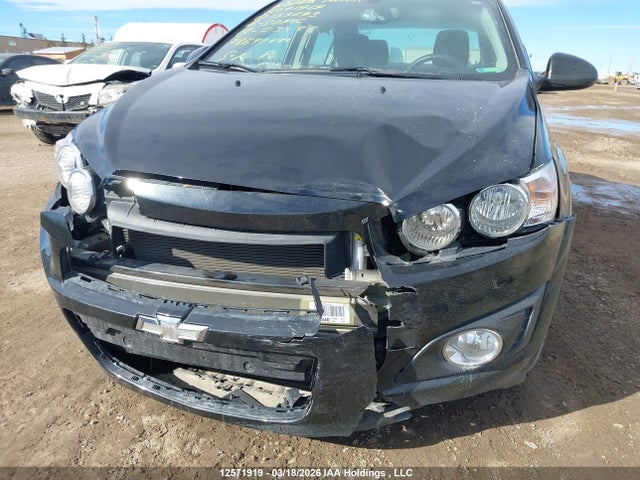 1G1JC5SB8G4153793 Chevrolet SONIC LT