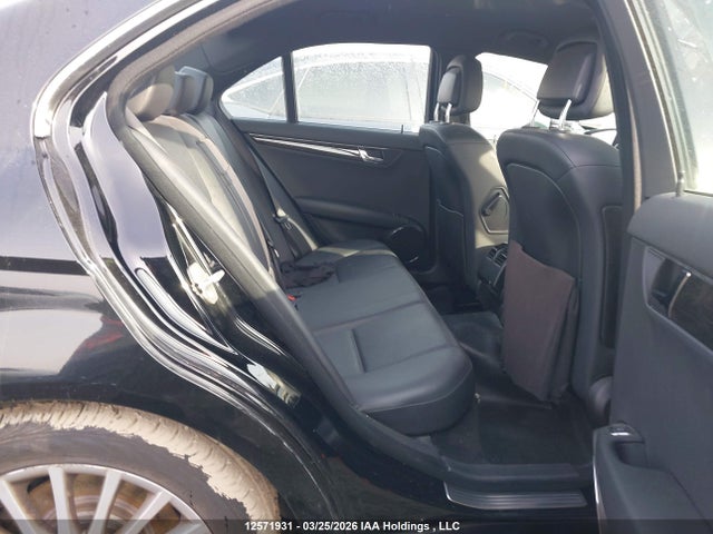 2010 Mercedes-benz C 250 4matic მანქანა იყიდება აუქციონზე, vin: WDDGF8FB8AF406889, აუქციონის ნომერი: 12571931