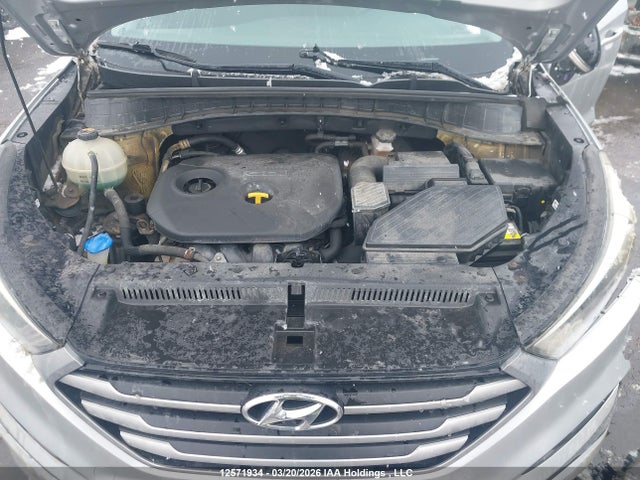 KM8J33A44GU184193 Hyundai Tucson Premium