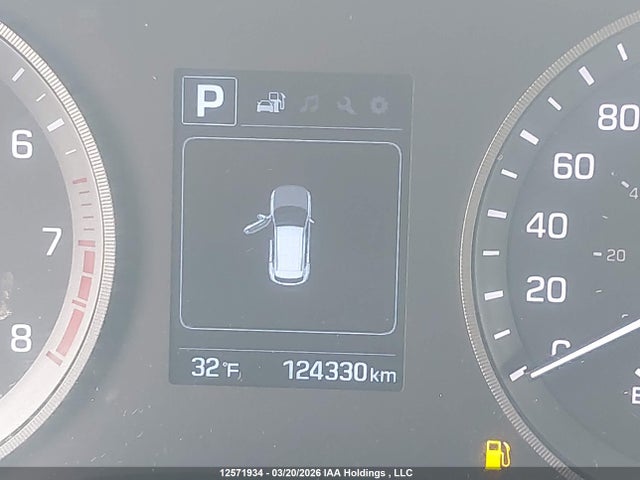 KM8J33A44GU184193 Hyundai Tucson Premium