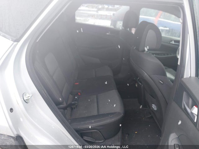 KM8J33A44GU184193 Hyundai Tucson Premium