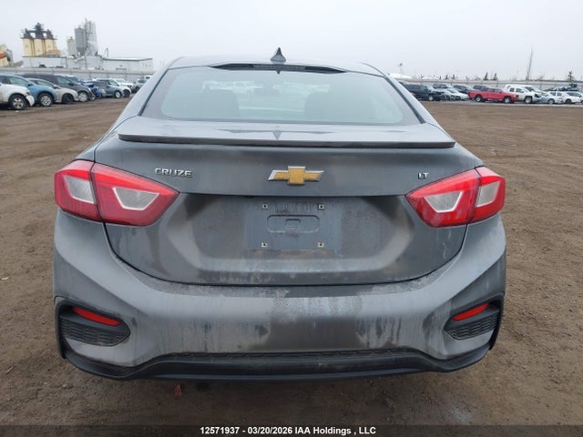 1G1BE5SMXJ7163764 Chevrolet CRUZE LT