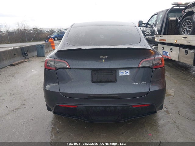 Продажа на аукционе авто 2023 Tesla Model Y Long Range, vin: 7SAYGDEE3PF775109, номер лота: 12571938